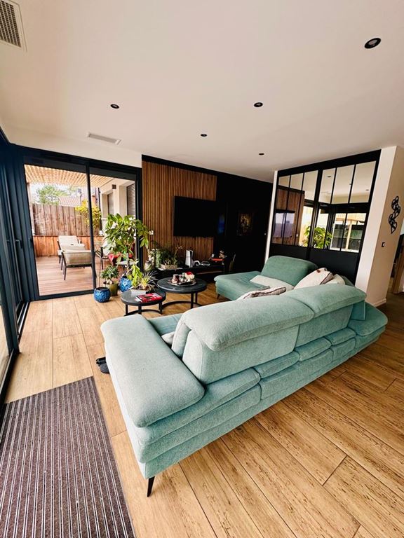 Maison de plain pied VENDAYS MONTALIVET 573000€ PAILLÉ IMMOBILIER