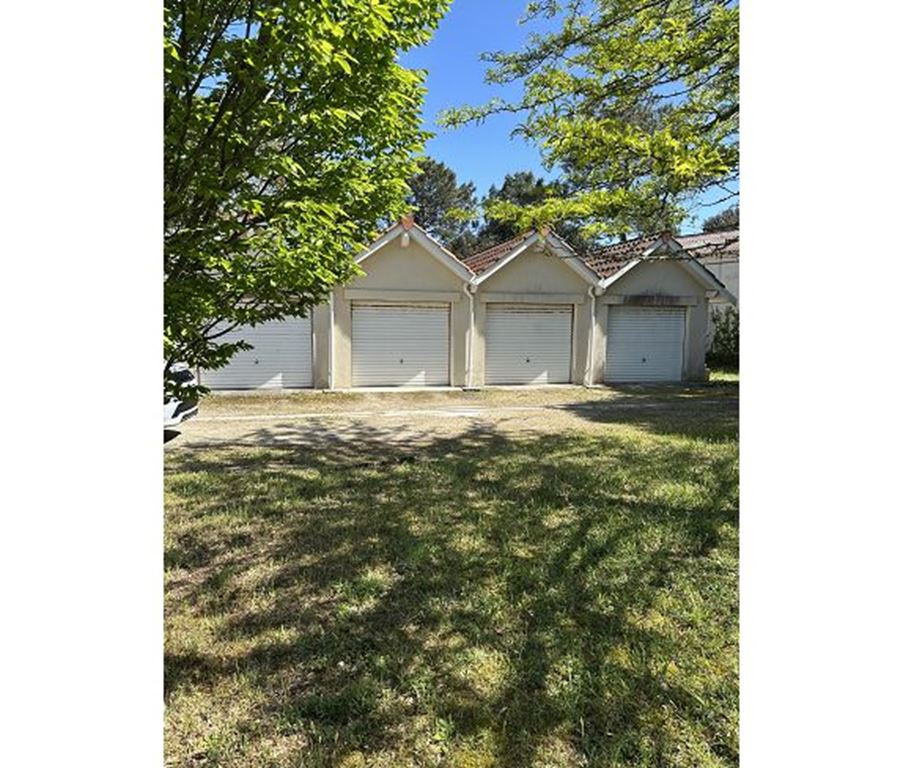 Garage SOULAC SUR MER 45000€ PAILLÉ IMMOBILIER Garage SOULAC SUR MER 45000€ PAILLÉ IMMOBILIER