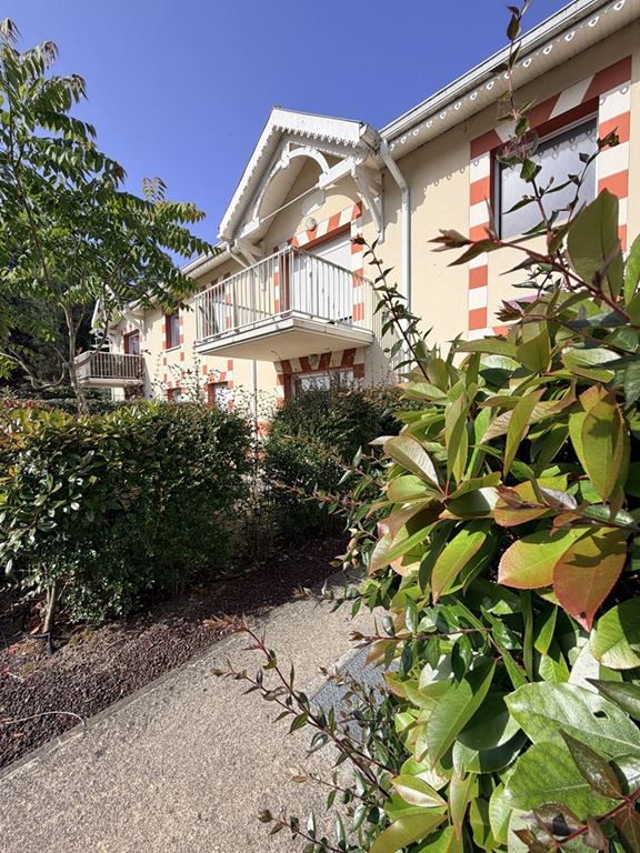 Appartement T3 LE VERDON SUR MER 148000€ PAILLÉ IMMOBILIER Appartement T3 LE VERDON SUR MER 148000€ PAILLÉ IMMOBILIER